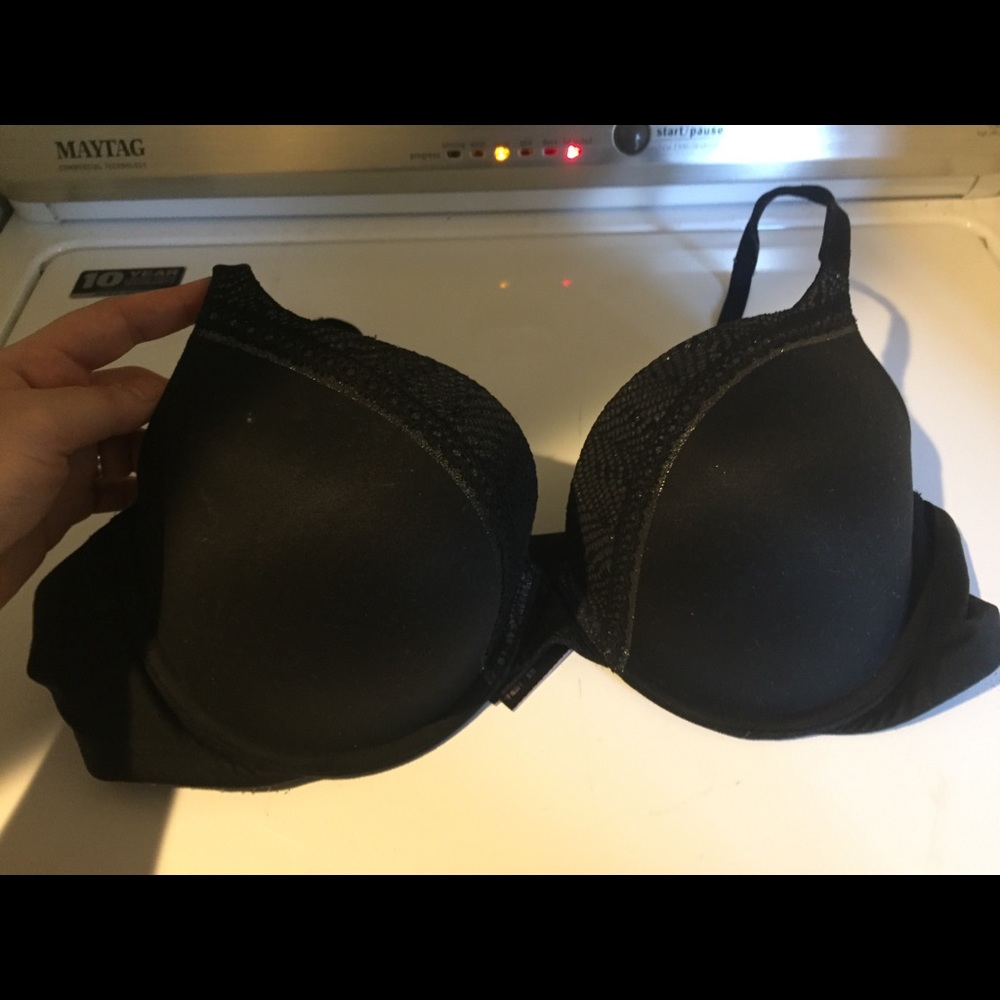 Victoria secret bra size 38C